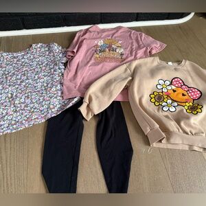 GAP Floral Top with Black Leggings